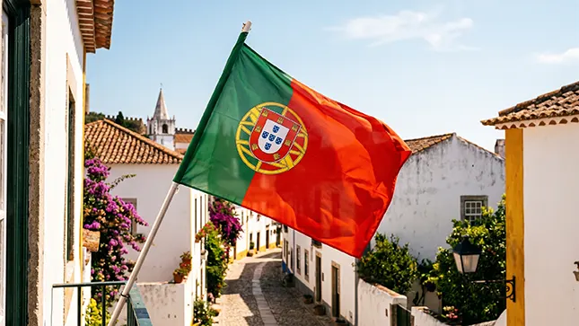 Why So Many Essex Movers Are Choosing Portugal
